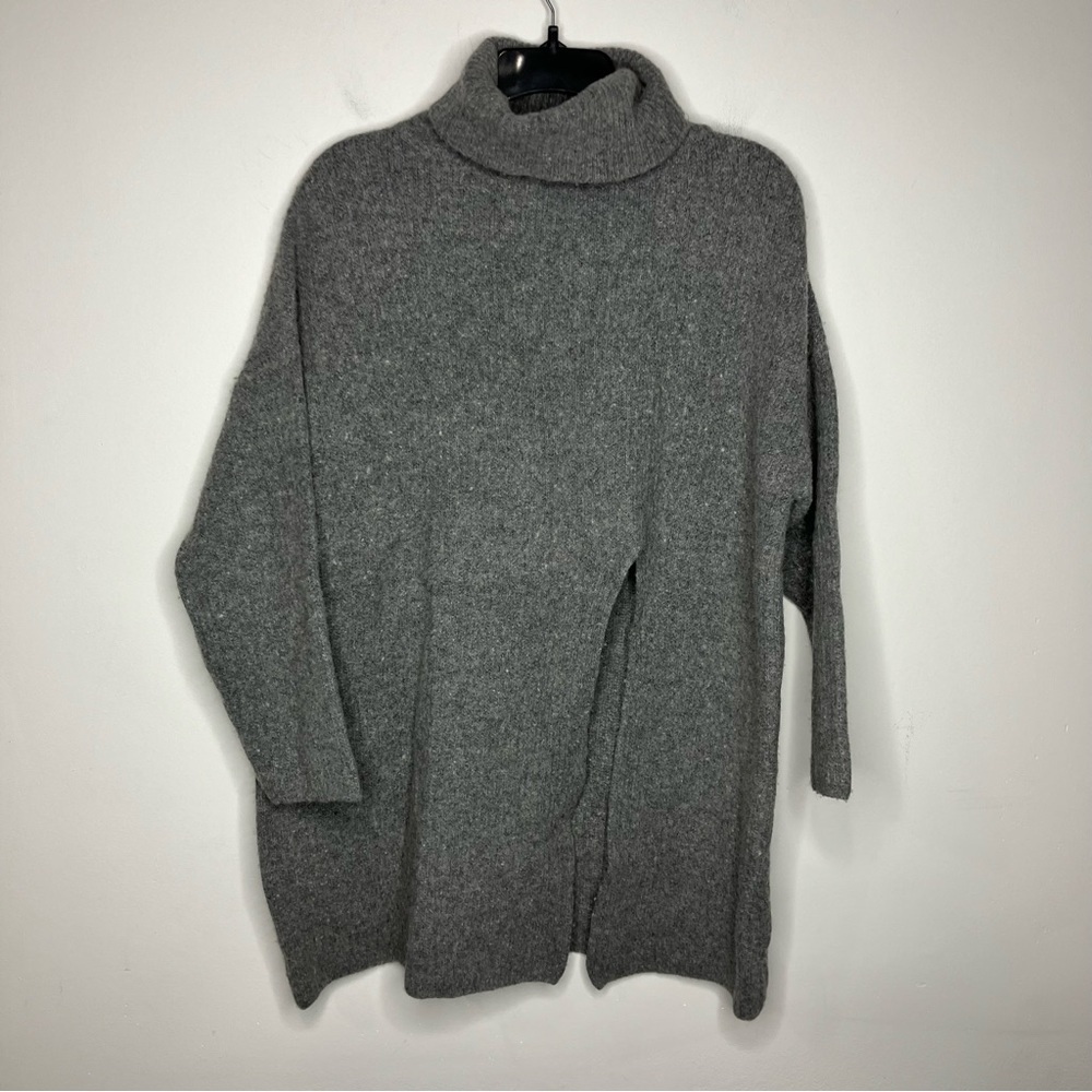 Murmuring‎ turtleneck wool sweater gray